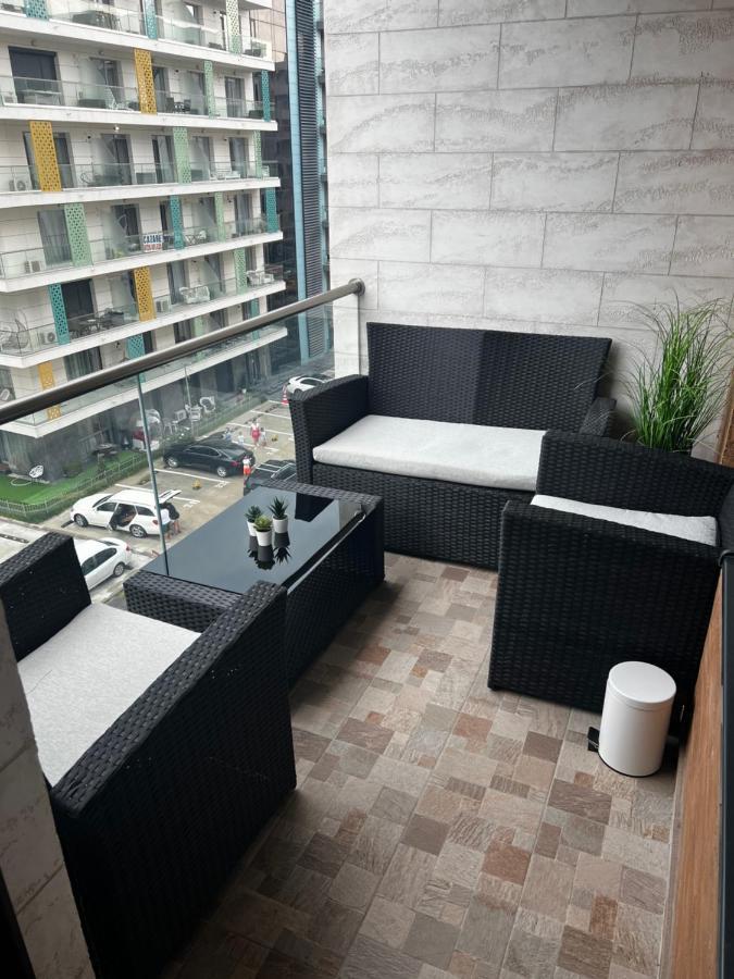 Romeo'S Beachfront Apartment By Loft, Hotel Opera And White Tower มามายา ภายนอก รูปภาพ